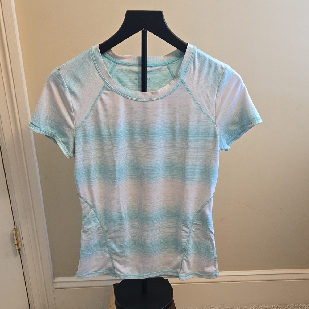 Athelta Green And White Tee Polyester And Spandex. Size Small